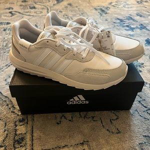 Women’s adidas retrorun shoes size 7.5